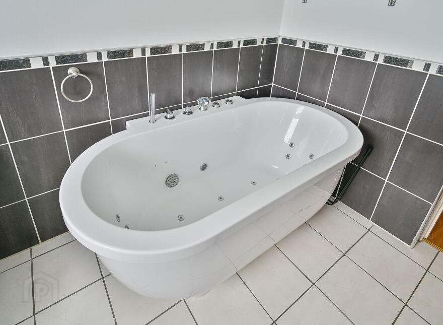 308 Colehill, Newtown Cunningham, F93Y9WK