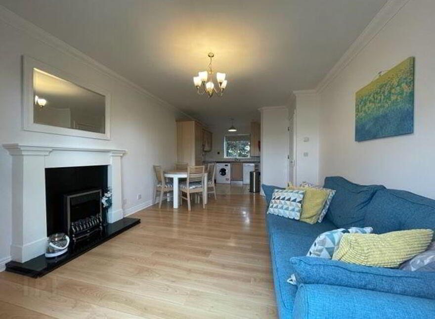Cruagh Court, Stepaside, Stepaside, D18H365