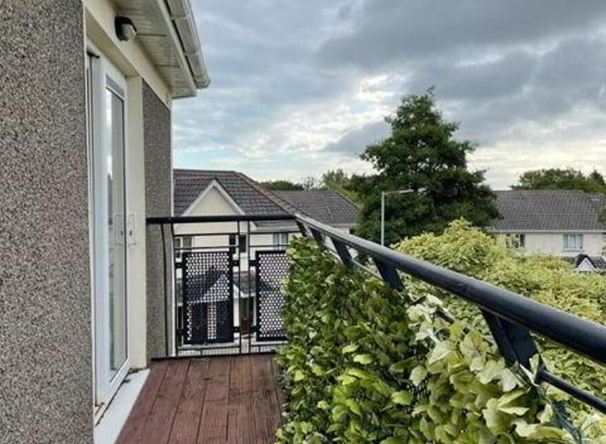 Cruagh Court, Stepaside, Stepaside, D18H365
