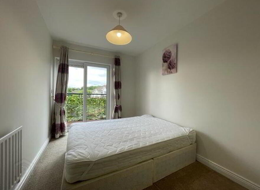 Cruagh Court, Stepaside, Stepaside, D18H365
