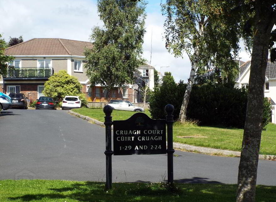 Cruagh Court, Stepaside, Stepaside, D18H365
