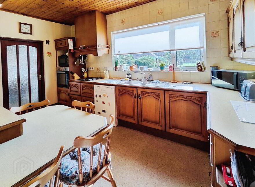 10 Woodland Park, Coleraine, BT52 1JG