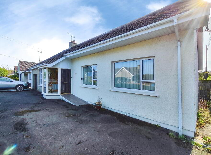10 Woodland Park, Coleraine, BT52 1JG