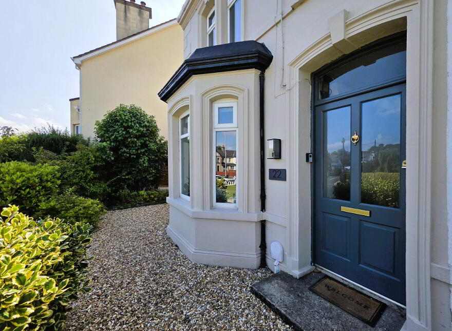 22 Saintfield Road, Lisburn, BT27 5BD