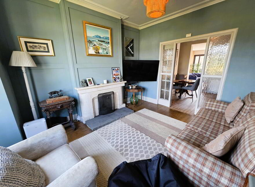 22 Saintfield Road, Lisburn, BT27 5BD