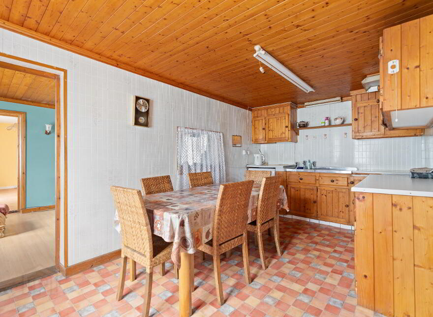 Lower Road, Newmarket, P51N5W9