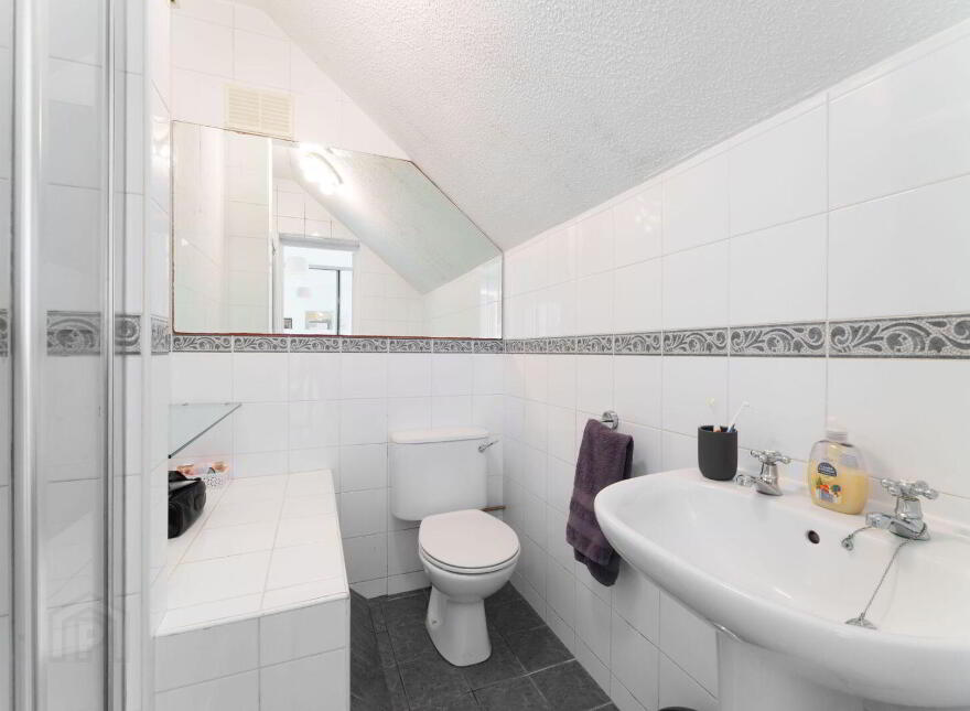 4 Grange Manor Road, Rathfarnham, Rathfarnham, D16DX98