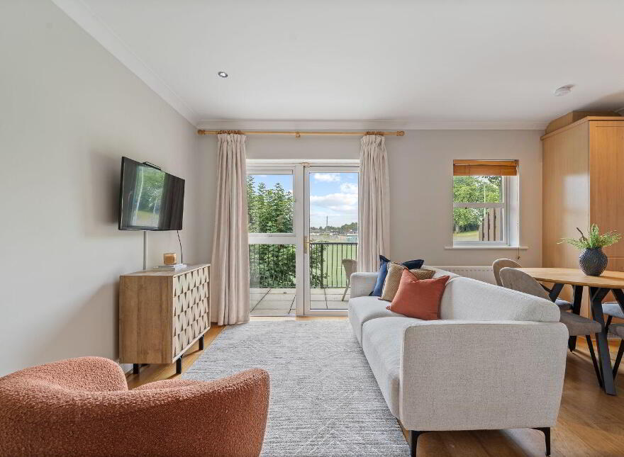 8 Ashton Lodge, Boreenmanna Road, Ballintemple, T12N735