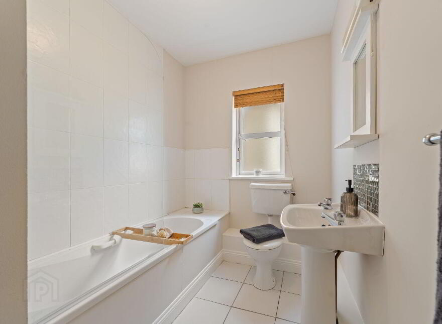 8 Ashton Lodge, Boreenmanna Road, Ballintemple, T12N735