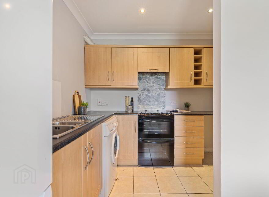 8 Ashton Lodge, Boreenmanna Road, Ballintemple, T12N735