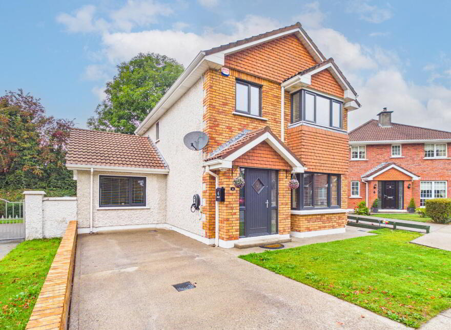 8 Ard Carraig, Dublin Road, Thurles, E41NW62