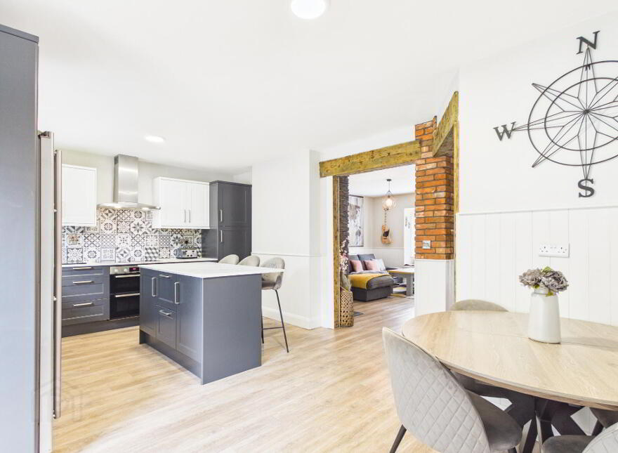 8 Ard Carraig, Dublin Road, Thurles, E41NW62