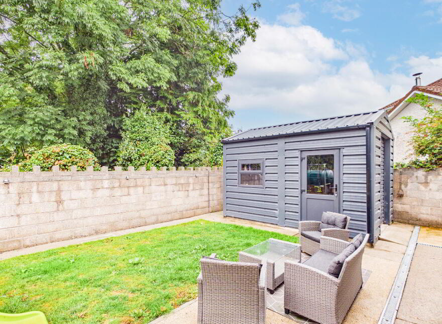 8 Ard Carraig, Dublin Road, Thurles, E41NW62