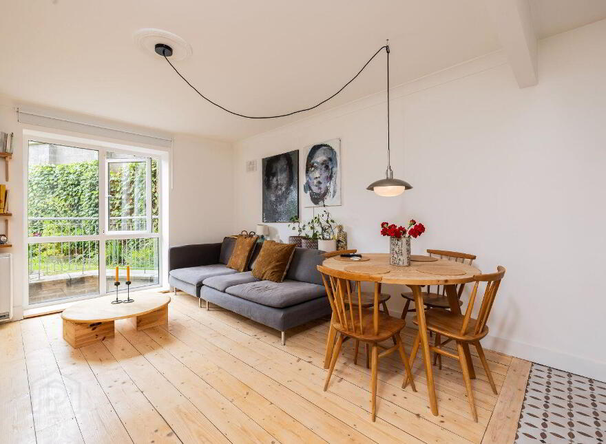 Apartment 9 Botanic Square, Glasnevin, Glasnevin, D09NY80