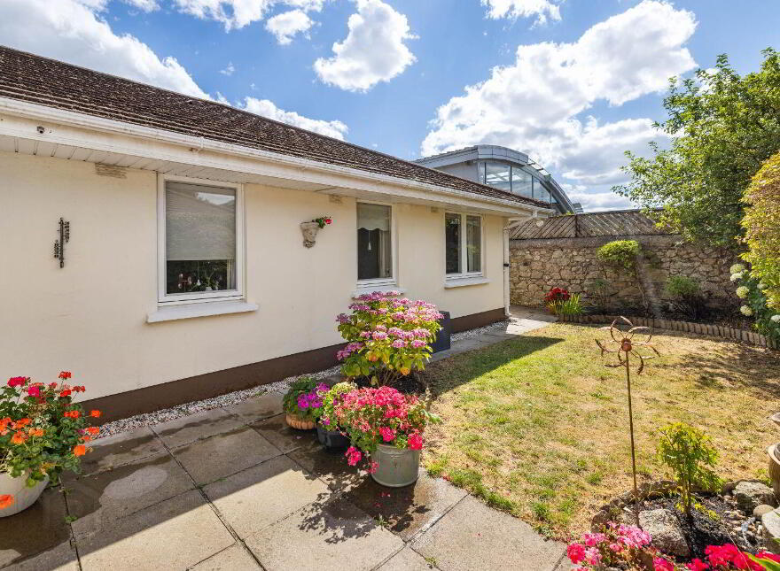 8 Deans Court, Deansgrange, Blackrock, Blackrock, A94T9V3