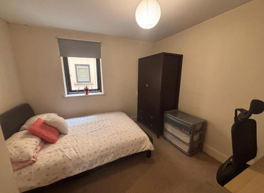 17 Custom House Square, Custom House Reside, Belfast, BT1 3ES