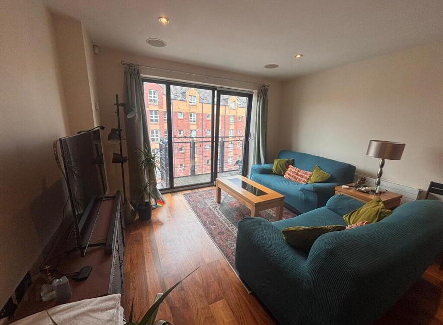 17 Custom House Square, Custom House Reside, Belfast, BT1 3ES