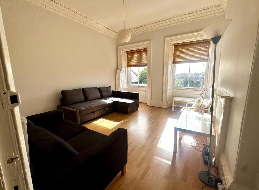 114 Lauriston Place, Tollcross, Edinburgh, EH3 9HX