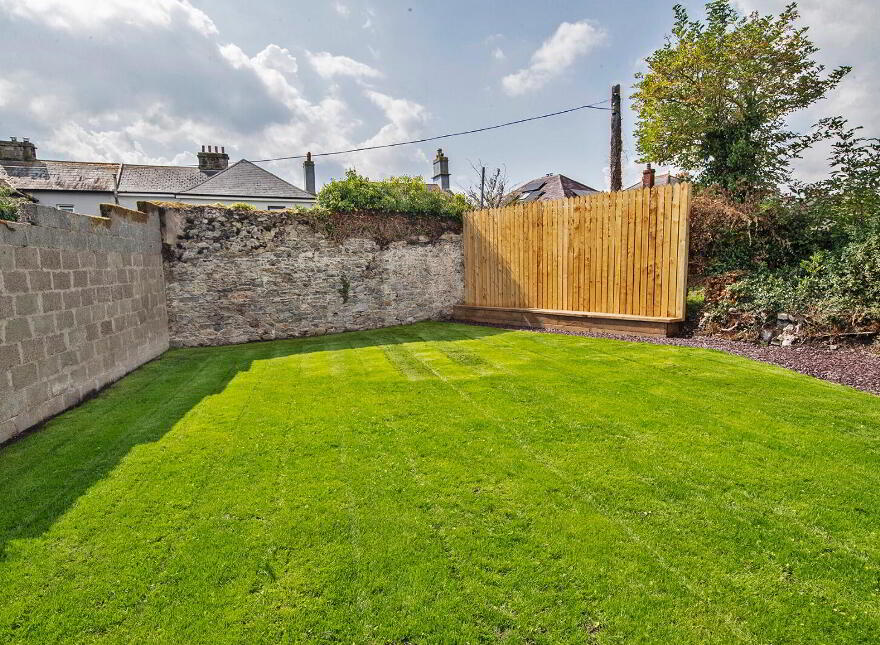 Toomard, Sarsfield Street, Abbeyside, Dungarvan, X35X624