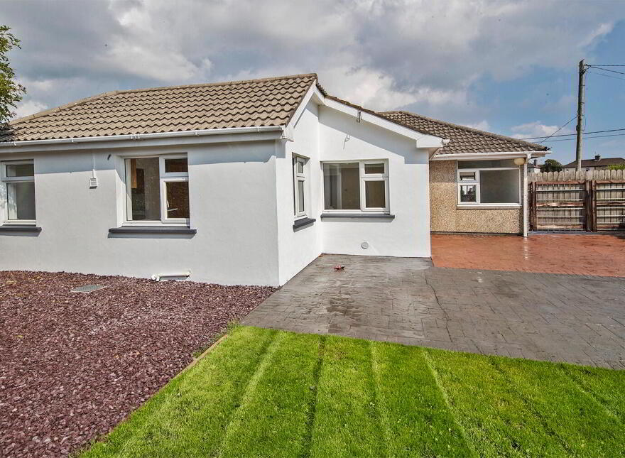 Toomard, Sarsfield Street, Abbeyside, Dungarvan, X35X624
