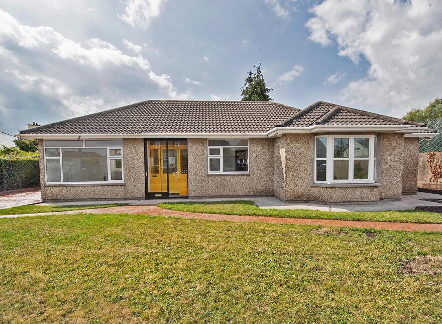 Toomard, Sarsfield Street, Abbeyside, Dungarvan, X35X624