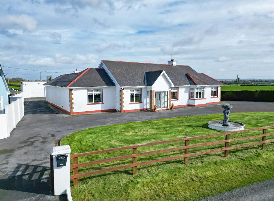 Tonagha, Thurles, E41T8W5