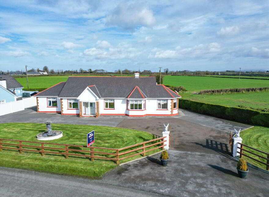 Tonagha, Thurles, E41T8W5