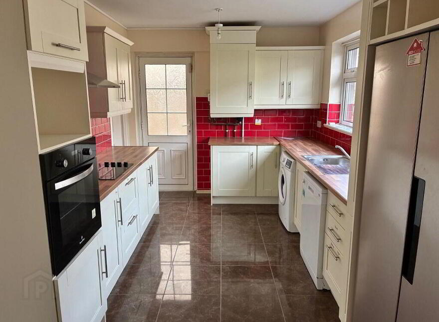 Asgard, 8 Father Twomey's Road, Springfield, Dungarvan, X35WC84