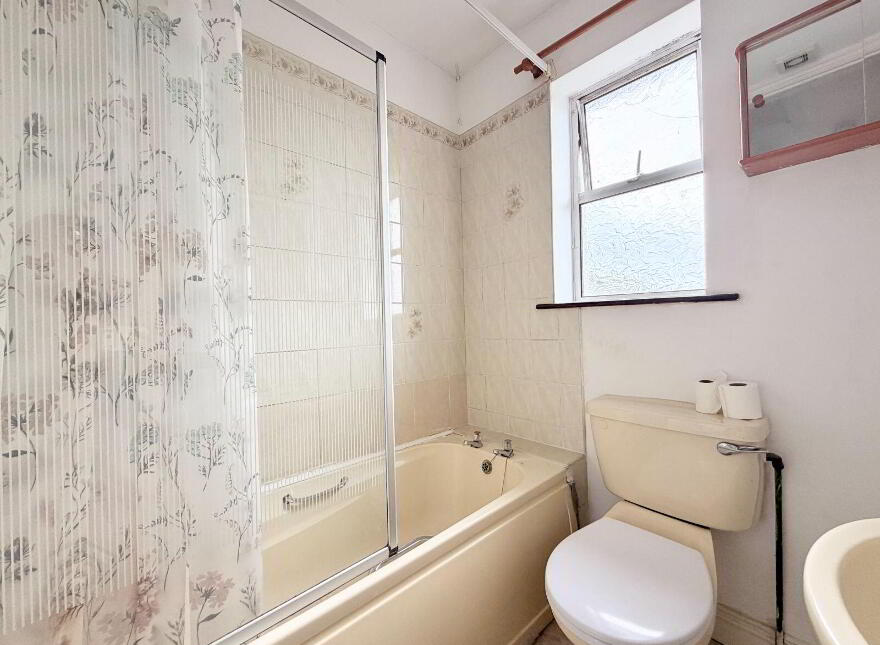Saint Martins, 3 Lower Basin View, Tralee, V92EY0F