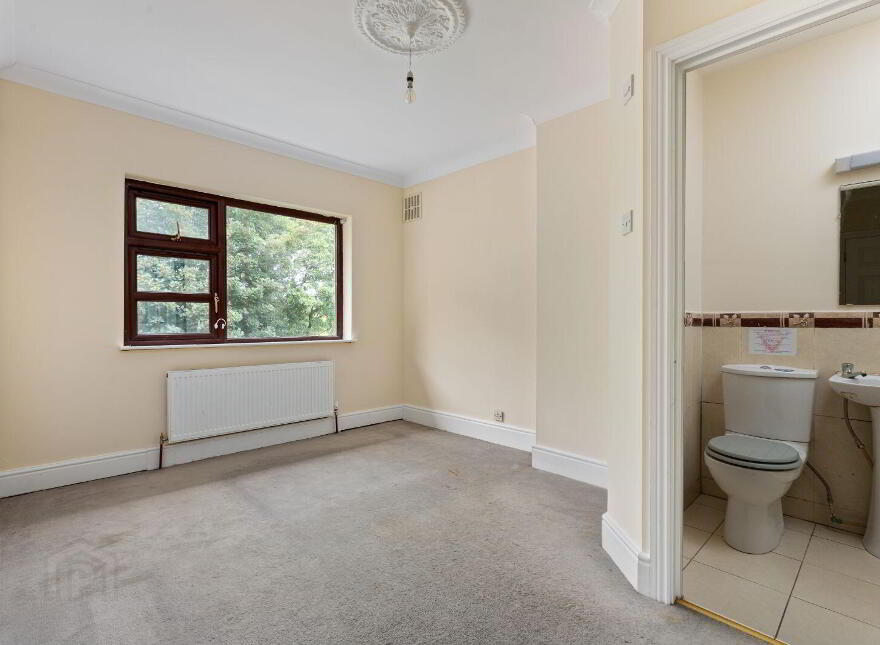 24 The Elms, Stillorgan Road, Donnybrook, Donnybrook, D04H6Y7