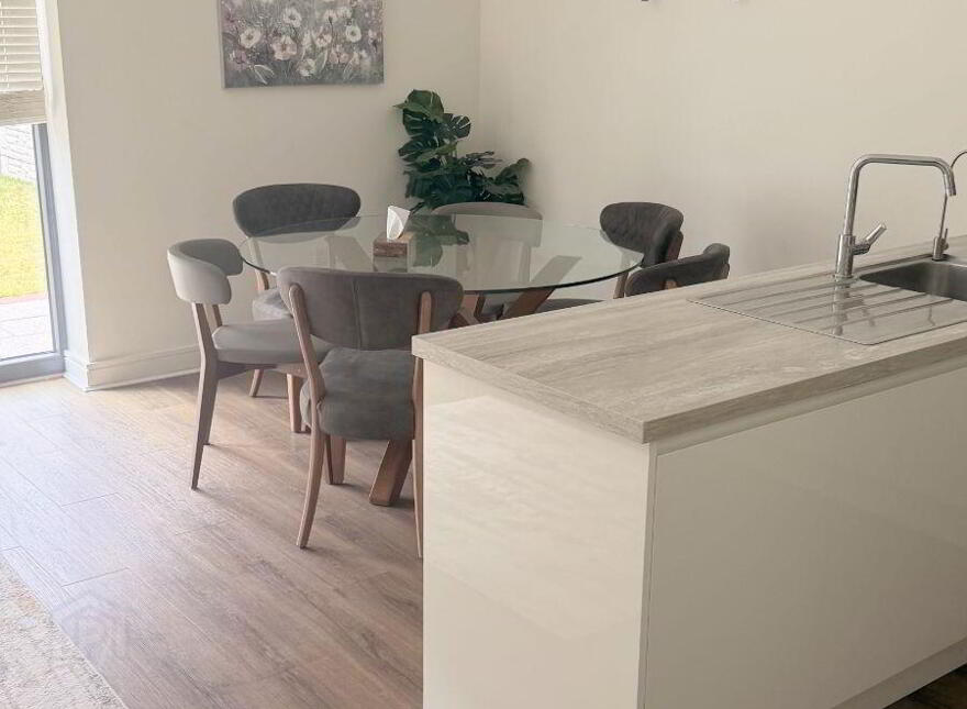 Churchfield Park, Ashbourne, A84A592