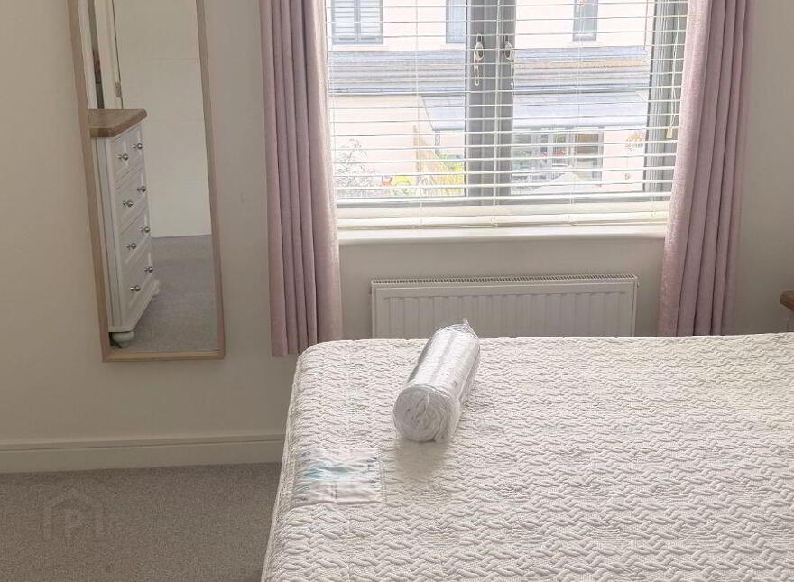Churchfield Park, Ashbourne, A84A592