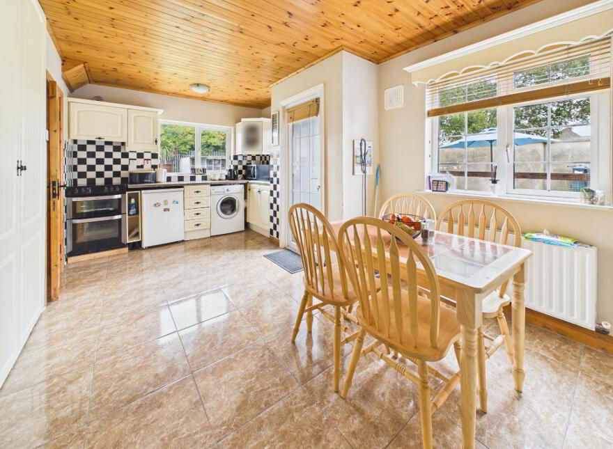 5 Annbrook Heights, Nenagh, E45HN90