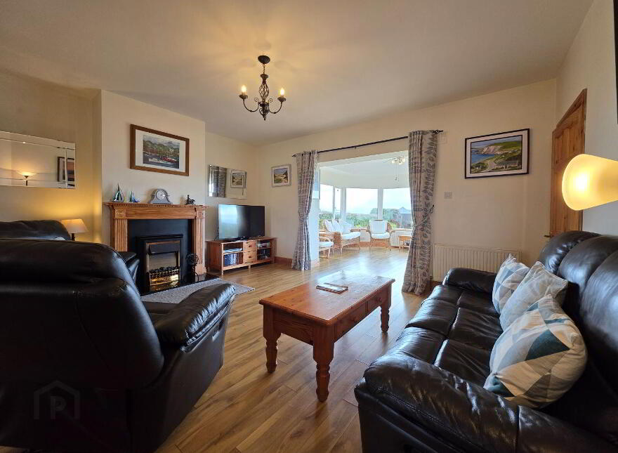 Nolans Hill, Fenit, V92YN88