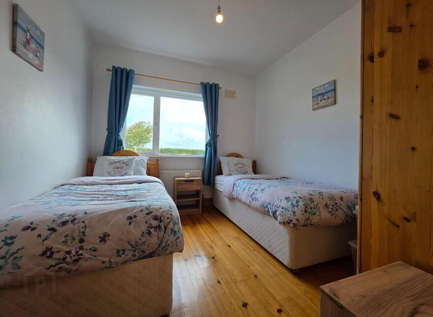 Nolans Hill, Fenit, V92YN88