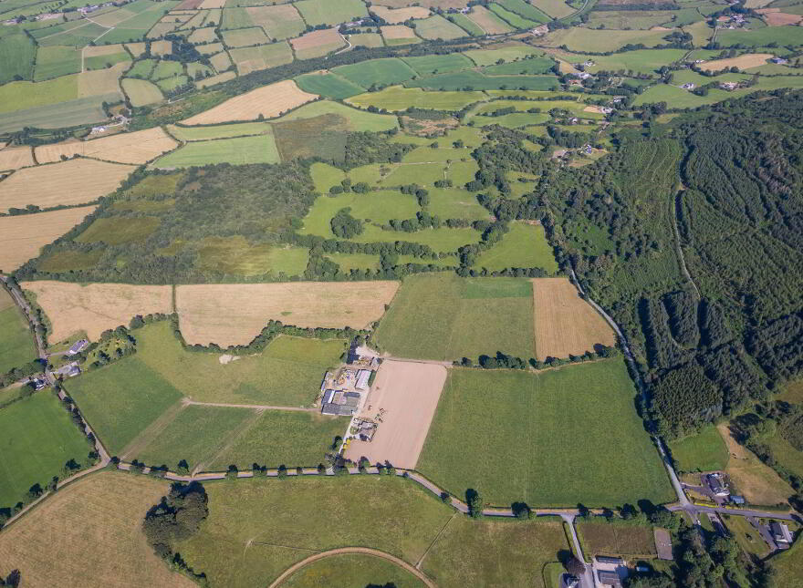 104 Acres At, Gneeves, Lombardstown, P51AX57