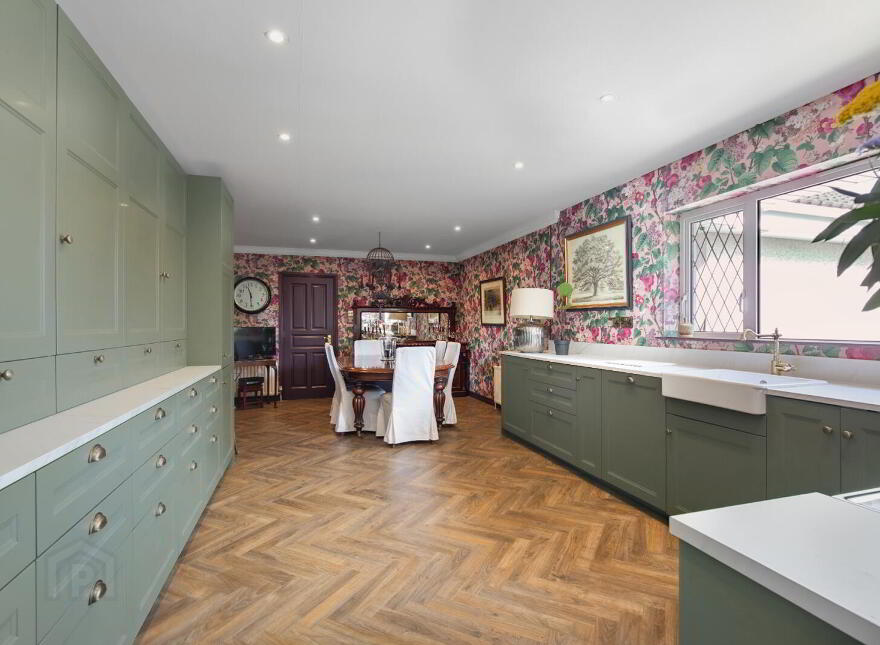 20 Rowallane Manor, Saintfield, BT24 7PE