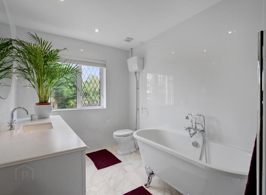 20 Rowallane Manor, Saintfield, BT24 7PE