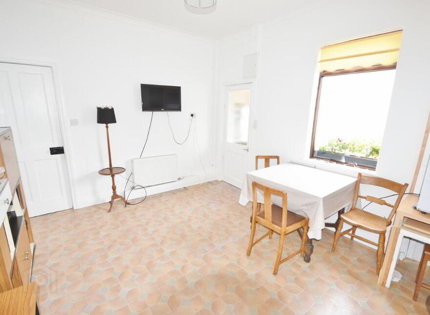 Chapel Street, Tarbert, V31TX23