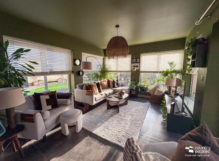 8 Readers Park, Ballyclare, BT39 9GP