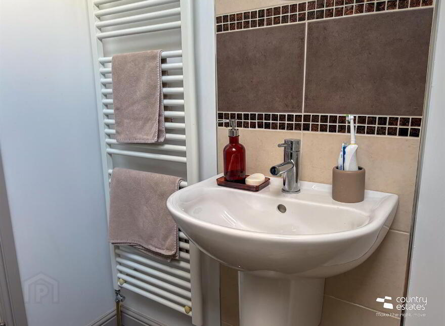 8 Readers Park, Ballyclare, BT39 9GP