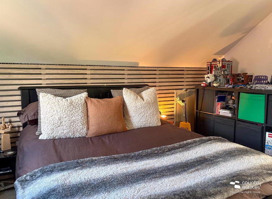 8 Readers Park, Ballyclare, BT39 9GP