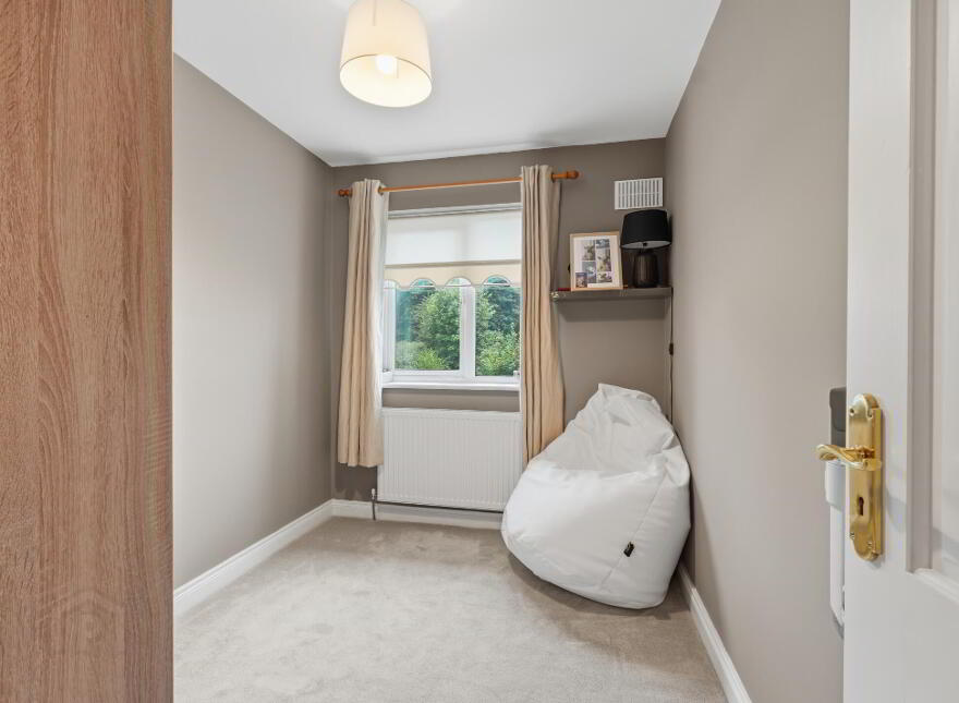 37 Rathcluain, Kiltimagh, F12K603