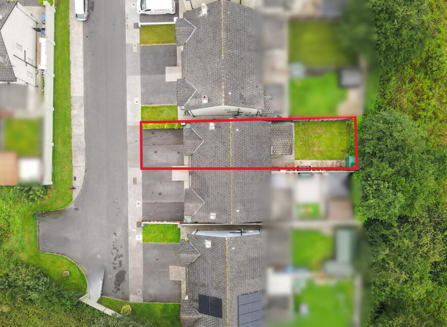 37 Rathcluain, Kiltimagh, F12K603