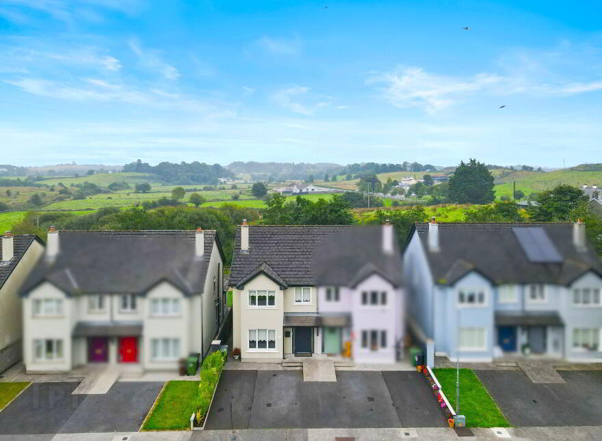 37 Rathcluain, Kiltimagh, F12K603
