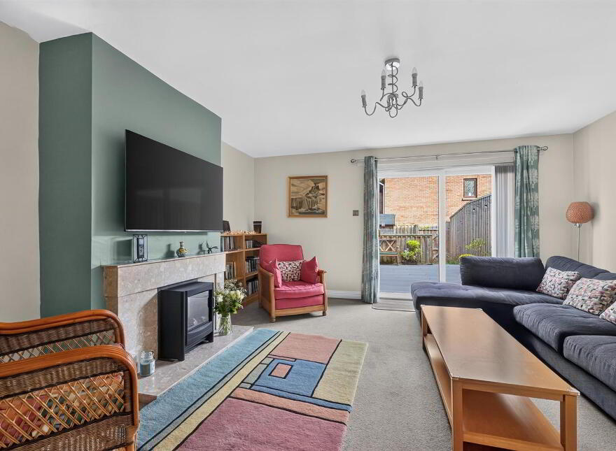 11 Upper Malone Close, Belfast, BT9 6LZ