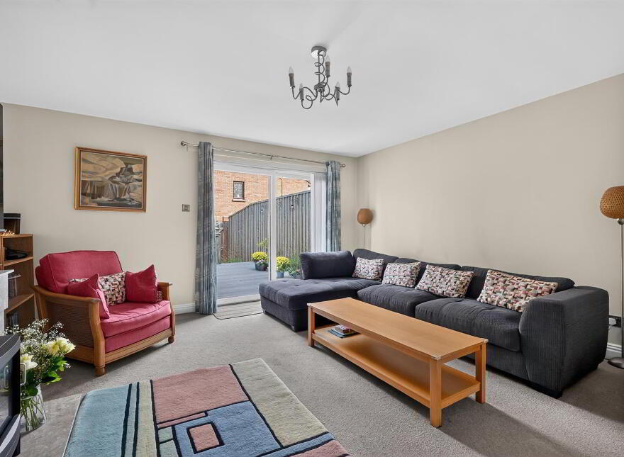 11 Upper Malone Close, Belfast, BT9 6LZ