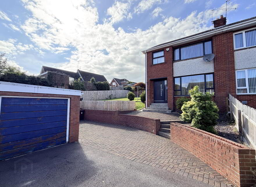9 Areema Heights, Banbridge, BT32 3EX
