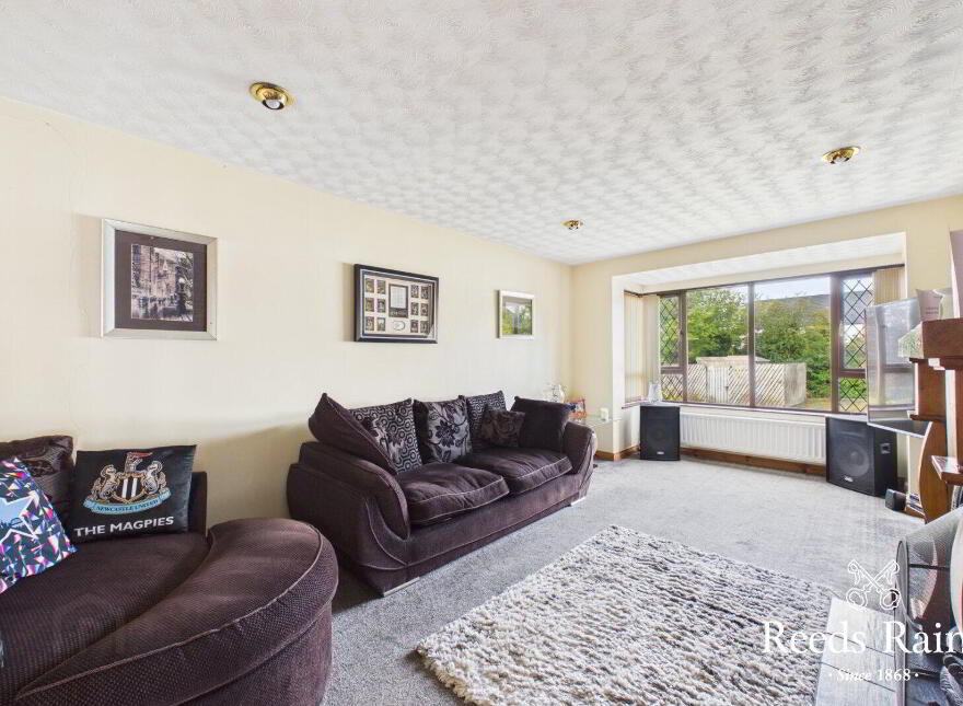 147 Broadlands, Carrickfergus, BT38 7BA