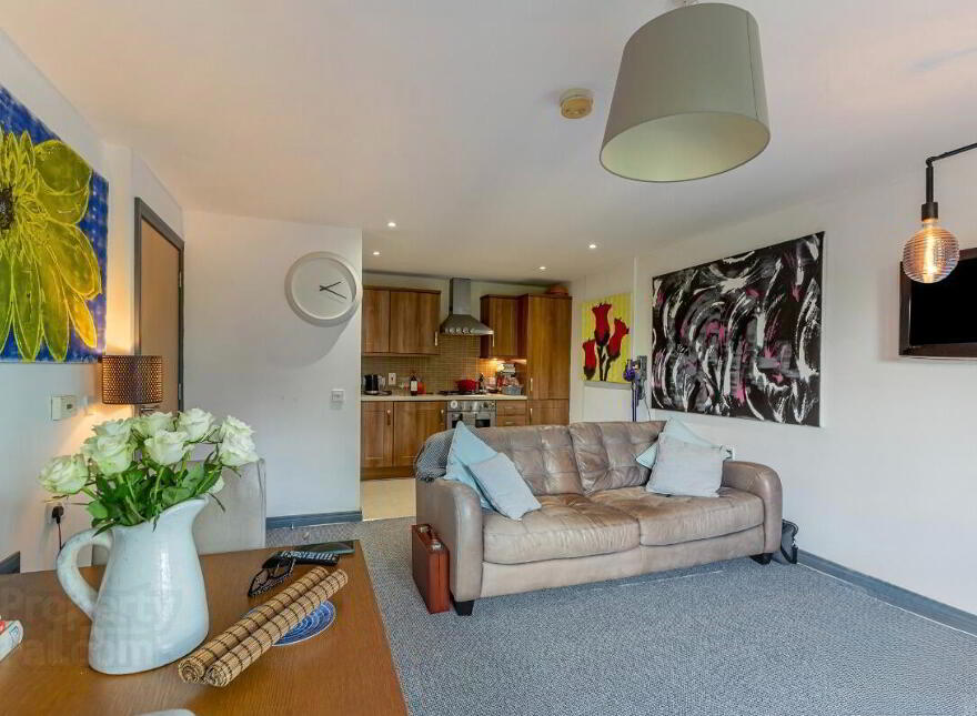25, Luna Building, Redwoods, Dunmurry, Belfast, BT17 9FP